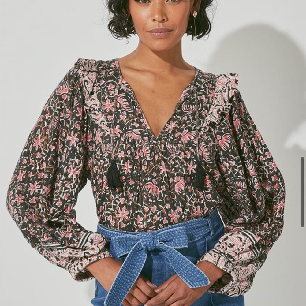 NWOT Cleobella Brynlee blouse black and pink top size L